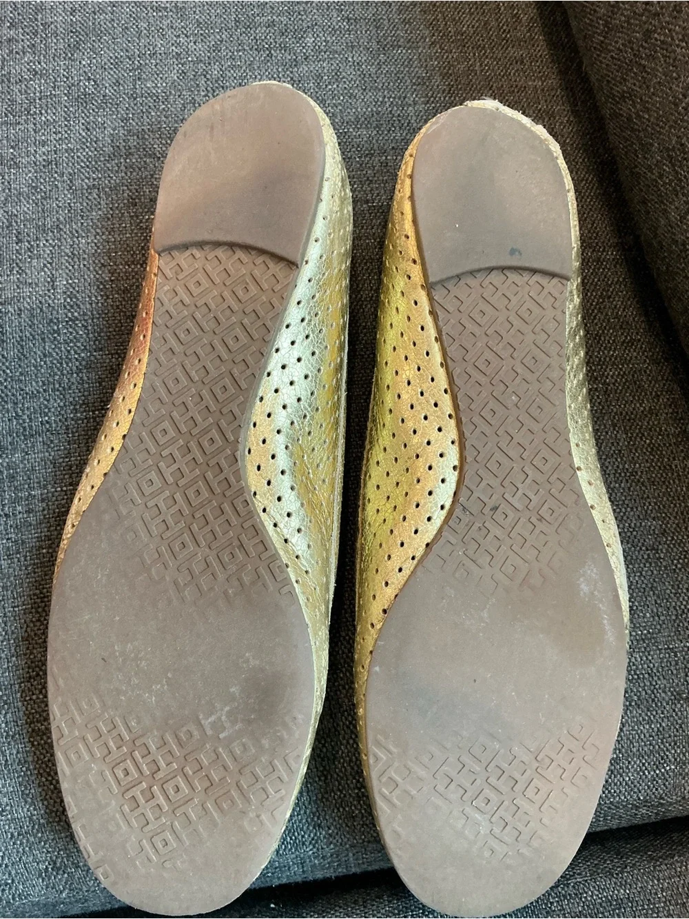 Tory Burch Reva Metallic Gold Perforated Ballet Flats Logo Medallion size 9.5